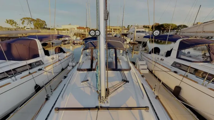 2018 beneteau-oceanis 351 sailboat